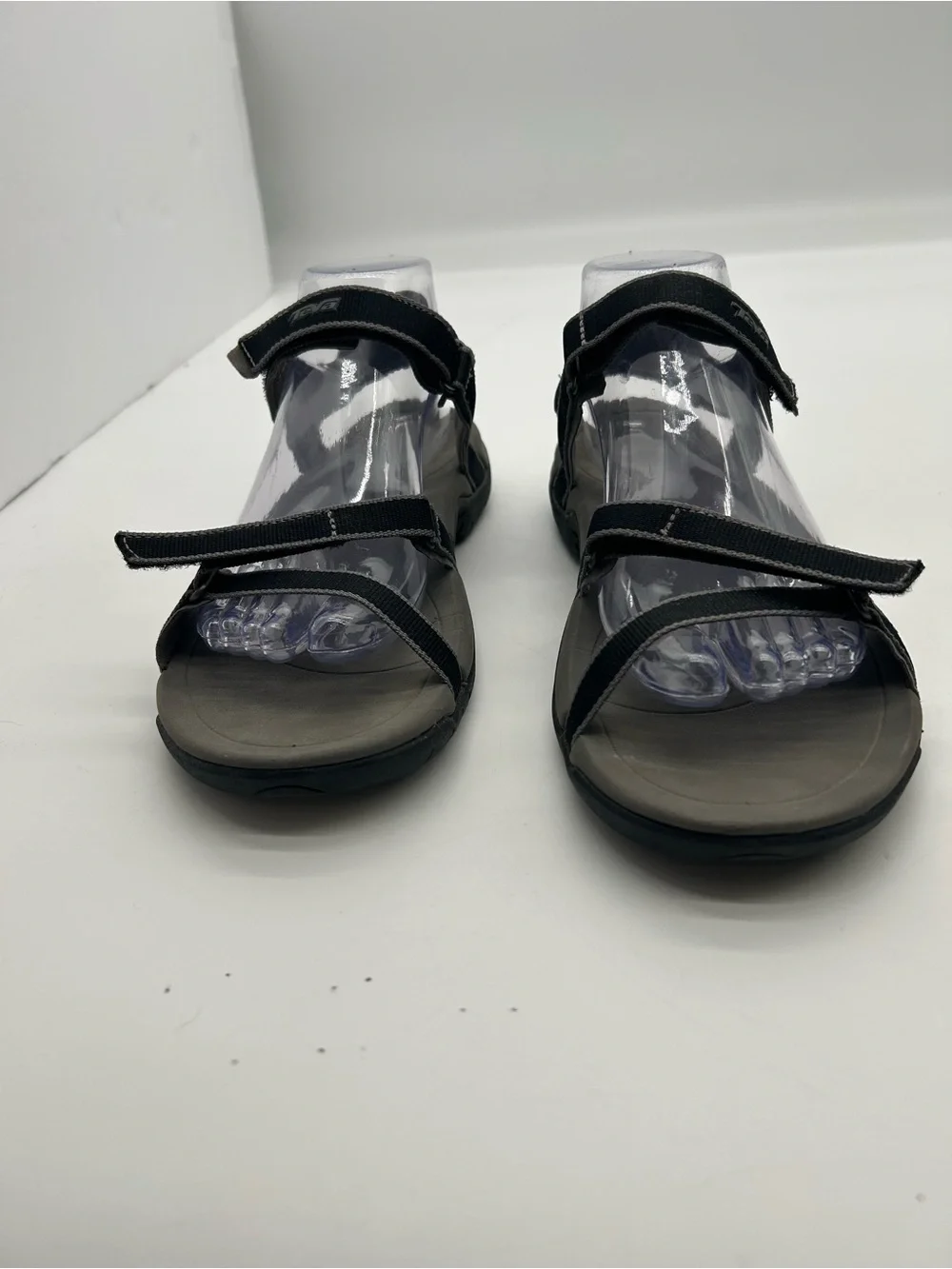 Teva Women’s Terra Black Strappy Sport Sandals size 9